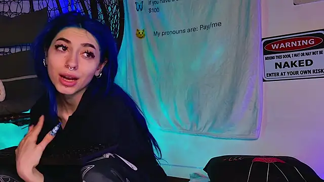 Snapshot of AriaVoss chatting on 03/28/26, 09:14 AriaVoss online show from 03/28/26, 09:14