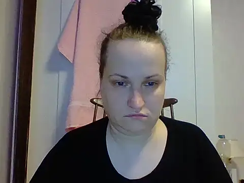  squirty cum lady  online show from 03/17/25, 10:28