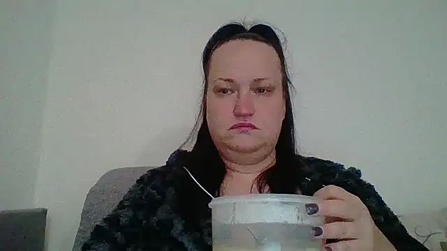  squirty cum lady  online show from 10/18/25, 05:21