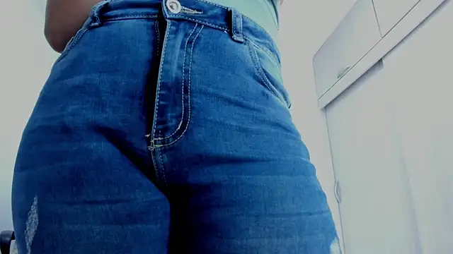 Amelia Debora Antonella online show from 03/02/26, 01:40