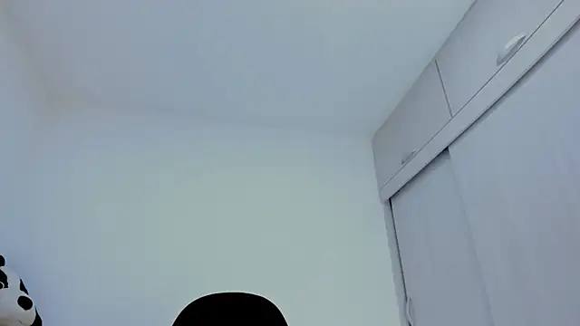 Snapshot of Amelia_Debora_Antonella chatting on 04/29/26, 01:37 Amelia Debora Antonella online show from 04/29/26, 01:37