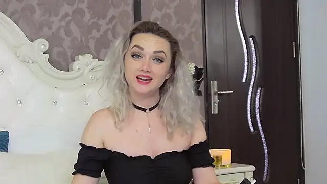 EllianaReese online show from 02/12/25, 11:40