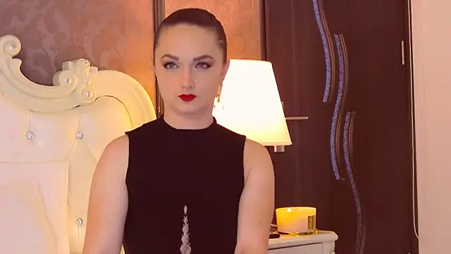 EllianaReese online show from 03/23/25, 06:47