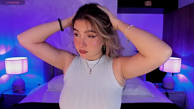 SamantaBone online show from 01/14/25, 08:48