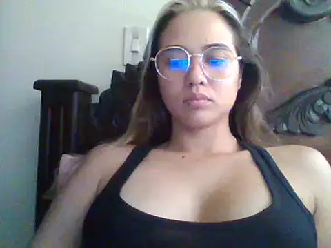 trianabell online show from 01/03/25, 05:31