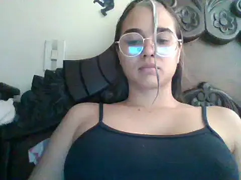 trianabell online show from 01/21/25, 05:51