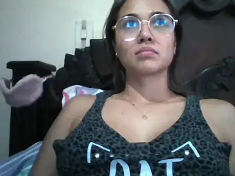 trianabell online show from 01/22/25, 10:05