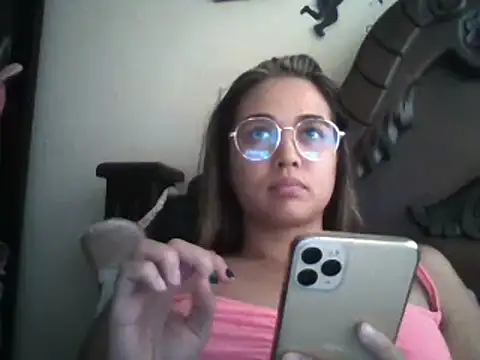 trianabell online show from 02/26/25, 09:16