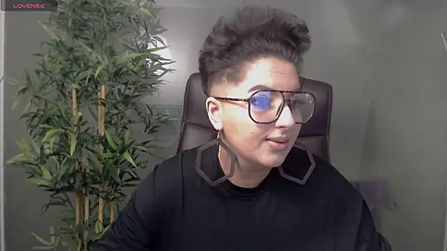 BustyAllyy online show from 01/25/25, 09:14