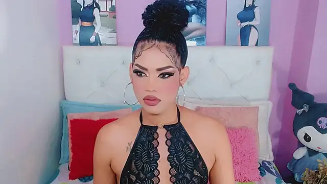 Snapshot of Amanda_bigx chatting on 04/07/26, 04:02 Amanda bigx online show from 04/07/26, 04:02