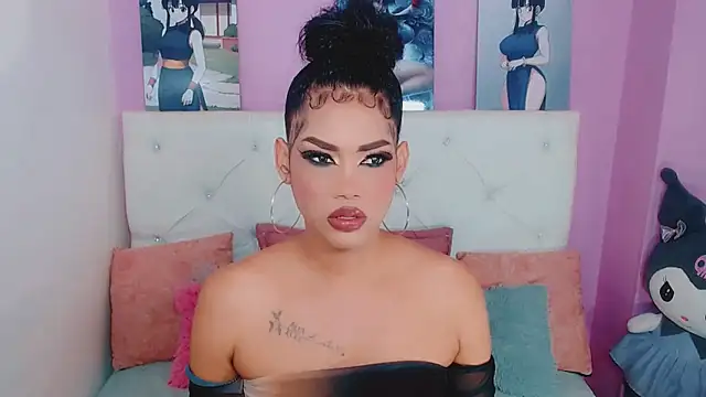 Snapshot of Amanda_bigx chatting on 04/12/26, 08:03 Amanda bigx online show from 04/12/26, 08:03