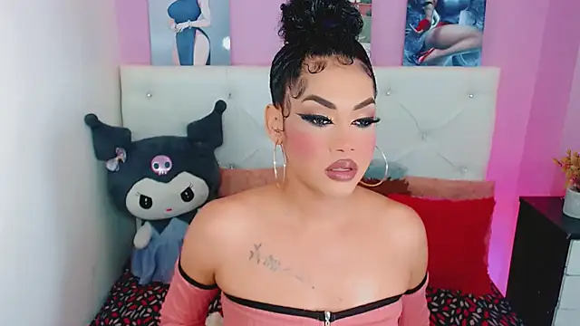 Snapshot of Amanda_bigx chatting on 07/16/26, 06:08 Amanda bigx online show from 07/16/26, 06:08