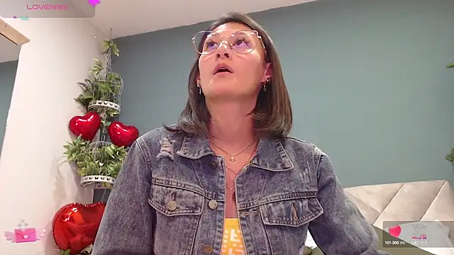 SharisWillian online show from 02/22/25, 03:34