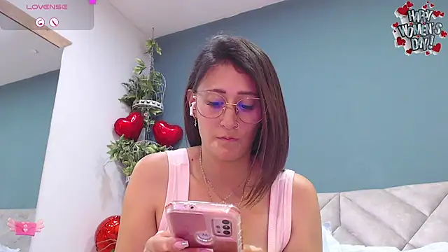 SharisWillian online show from 03/08/25, 07:16