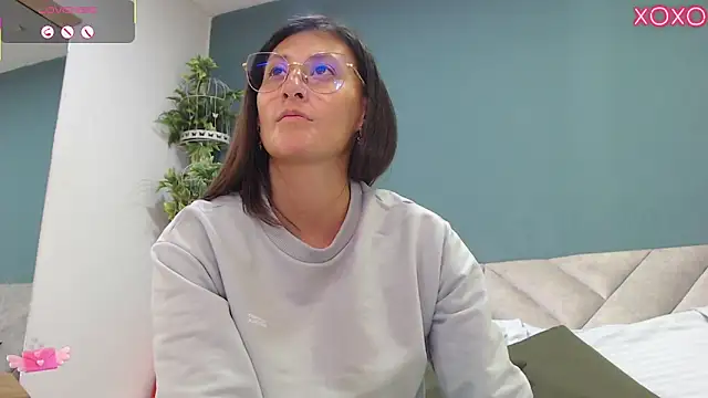 SharisWillian online show from 09/11/25, 03:39