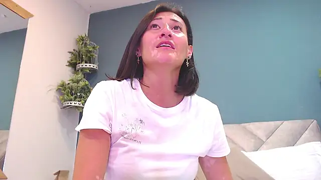 SharisWillian online show from 03/26/26, 03:34