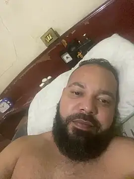 Snapshot of baruel-10 chatting on 03/06/25, 02:09 baruel-10 online show from 03/06/25, 02:09