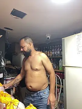 Snapshot of baruel-10 chatting on 04/08/26, 01:05 baruel-10 online show from 04/08/26, 01:05