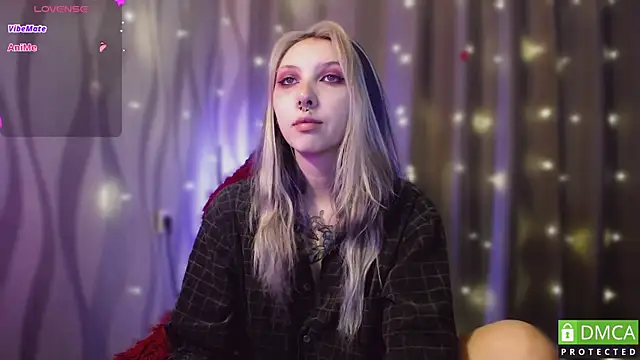 JustMeowGirl online show from 01/22/25, 09:02