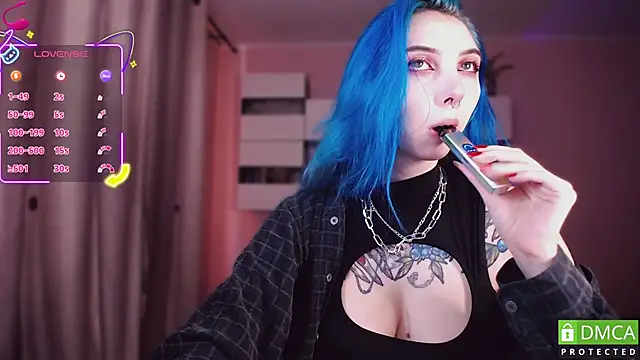 JustMeowGirl online show from 09/27/25, 04:28