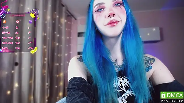 JustMeowGirl online show from 10/17/25, 04:26