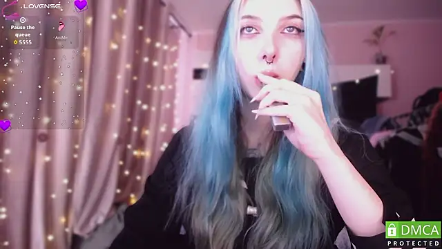 Snapshot of JustMeowGirl chatting on 03/13/26, 05:47 JustMeowGirl online show from 03/13/26, 05:47