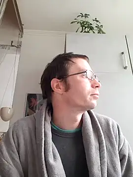 Snapshot of Schnubby1 chatting on 01/24/25, 08:23 Schnubby1 online show from 01/24/25, 08:23