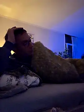 Snapshot of Schnubby1 chatting on 03/14/25, 07:12 Schnubby1 online show from 03/14/25, 07:12