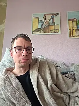 Snapshot of Schnubby1 chatting on 02/20/26, 03:34 Schnubby1 online show from 02/20/26, 03:34