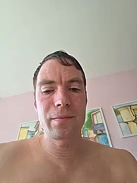 Snapshot of Schnubby1 chatting on 03/01/26, 01:46 Schnubby1 online show from 03/01/26, 01:46