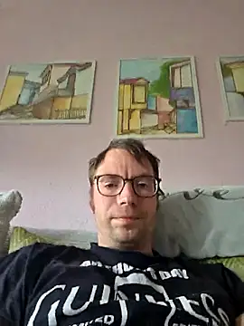 Snapshot of Schnubby1 chatting on 04/24/26, 02:41 Schnubby1 online show from 04/24/26, 02:41