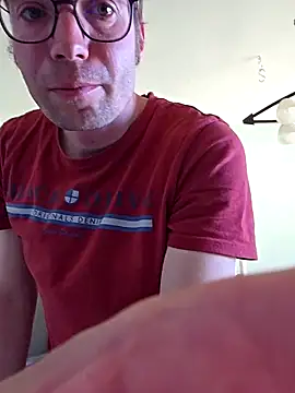 Snapshot of Schnubby1 chatting on 04/28/26, 12:54 Schnubby1 online show from 04/28/26, 12:54