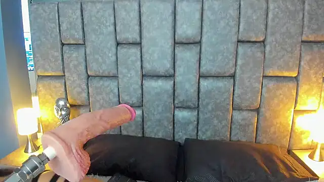 Foxy Assh  online show from 01/14/25, 11:31