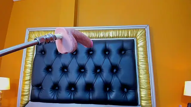 Foxy Assh  online show from 03/22/25, 11:32