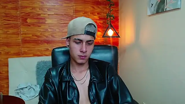 Bastiaan 28 online show from 12/25/24, 03:08