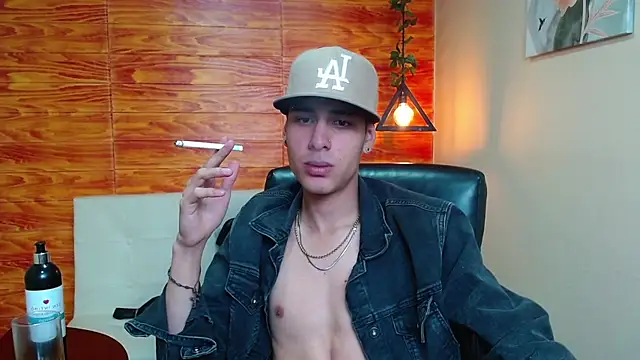 Bastiaan 28 online show from 01/04/25, 08:17