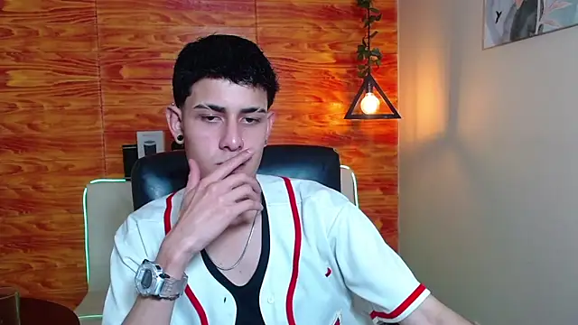 Bastiaan 28 online show from 01/23/25, 06:28