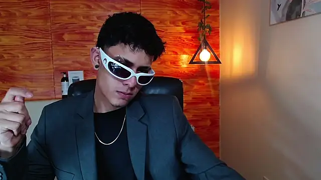 Bastiaan 28 online show from 02/07/25, 10:29