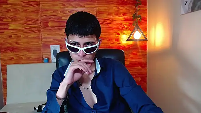 Bastiaan 28 online show from 02/10/25, 05:25