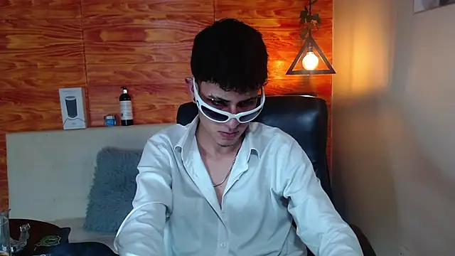 Bastiaan 28 online show from 02/11/25, 06:08