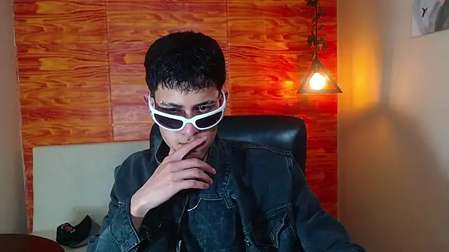 Bastiaan 28 online show from 03/02/25, 09:01