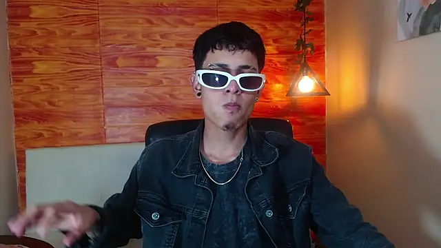 Bastiaan 28 online show from 03/03/25, 12:04