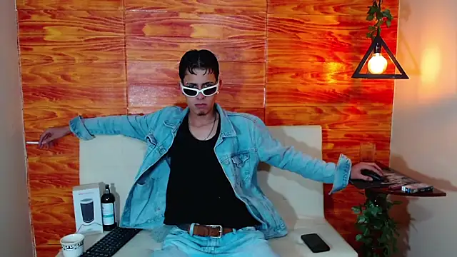 Bastiaan 28 online show from 03/09/25, 05:33