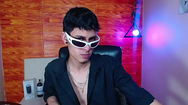 Bastiaan 28 online show from 03/20/25, 06:19