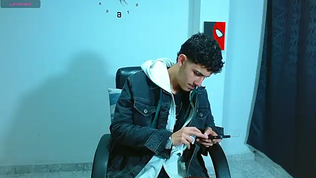 Bastiaan 28 online show from 09/10/25, 02:22