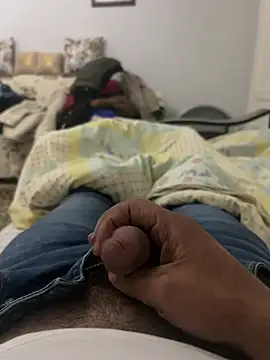 Snapshot of sikergecer3435 chatting on 04/14/26, 08:59 sikergecer3435 online show from 04/14/26, 08:59