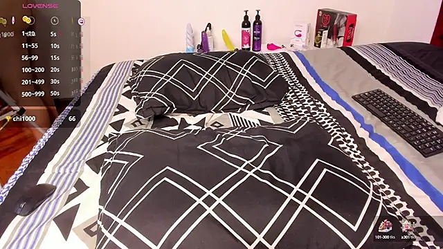 Valentine petite1 online show from 12/21/24, 05:18