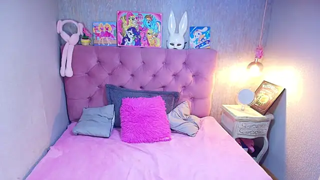 charlottemoonxz online show from 02/27/26, 06:52