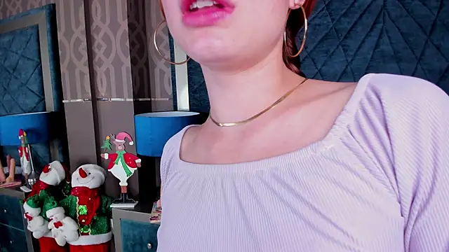 Snapshot of AdelaineBest chatting on 12/21/24, 04:09 AdelaineBest online show from 12/21/24, 04:09