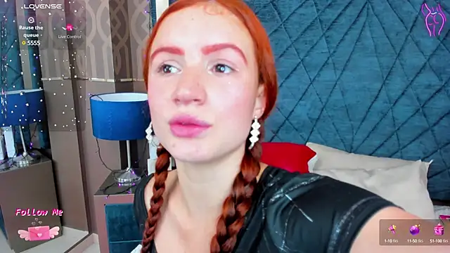 Snapshot of AdelaineBest chatting on 01/12/25, 05:56 AdelaineBest online show from 01/12/25, 05:56